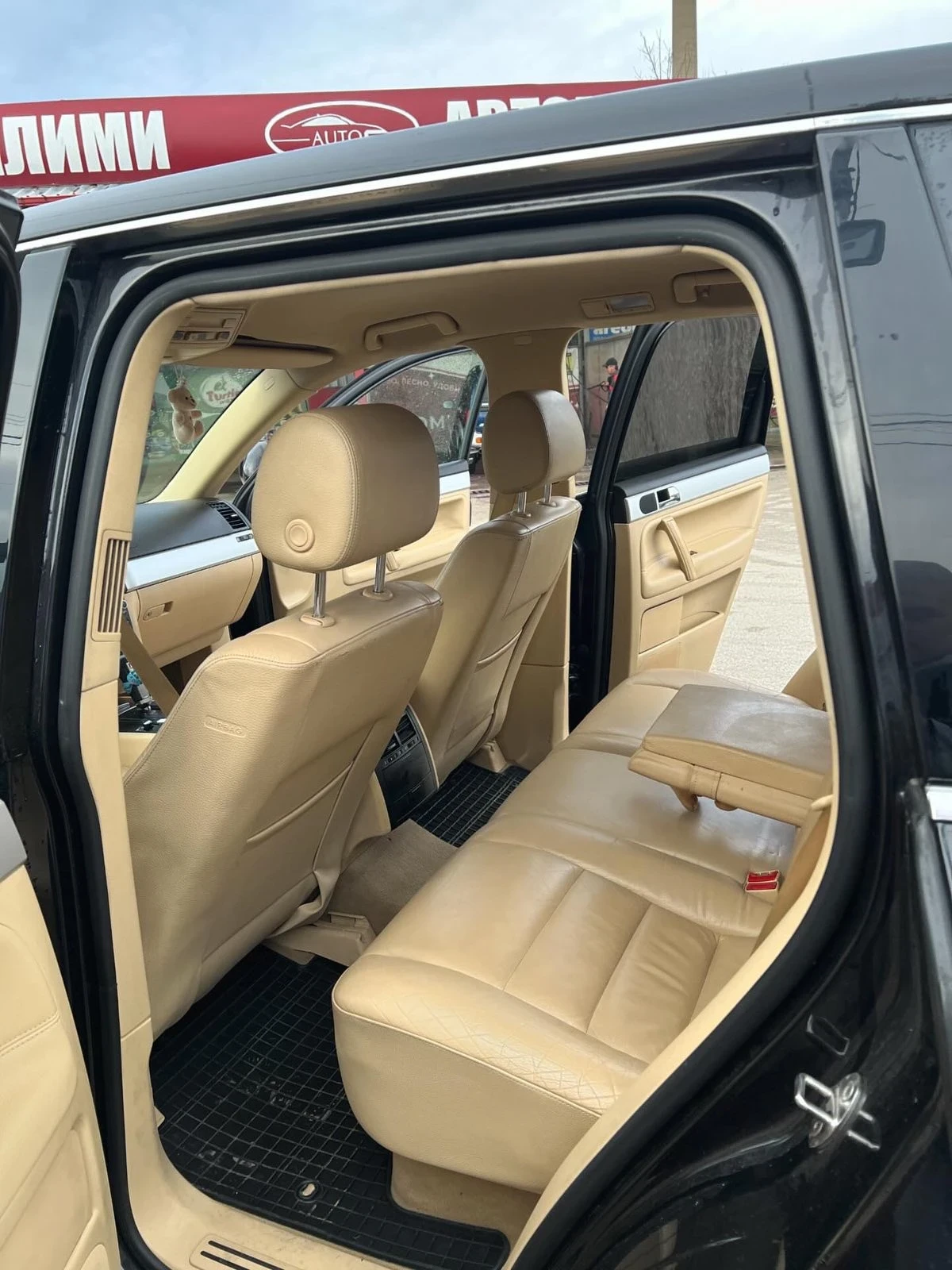 VW Touareg  - изображение 10