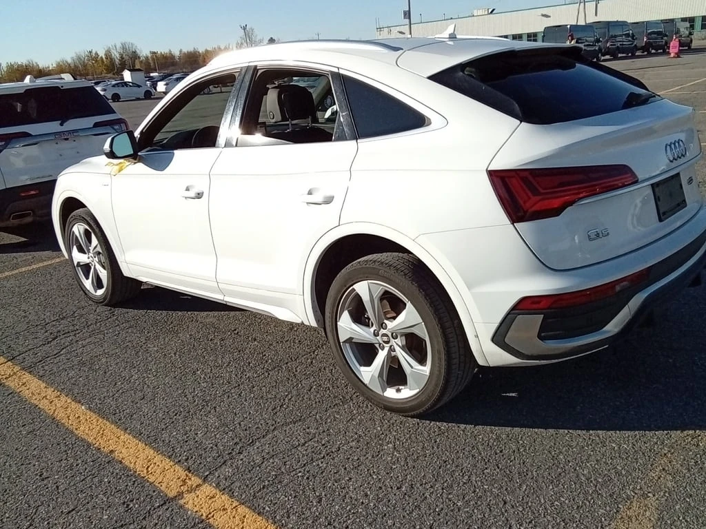 Audi Q5 * PROGRESSIV * CARFAX * БЕЗ ПЪРВОНАЧАЛНА ВНОСКА - изображение 4