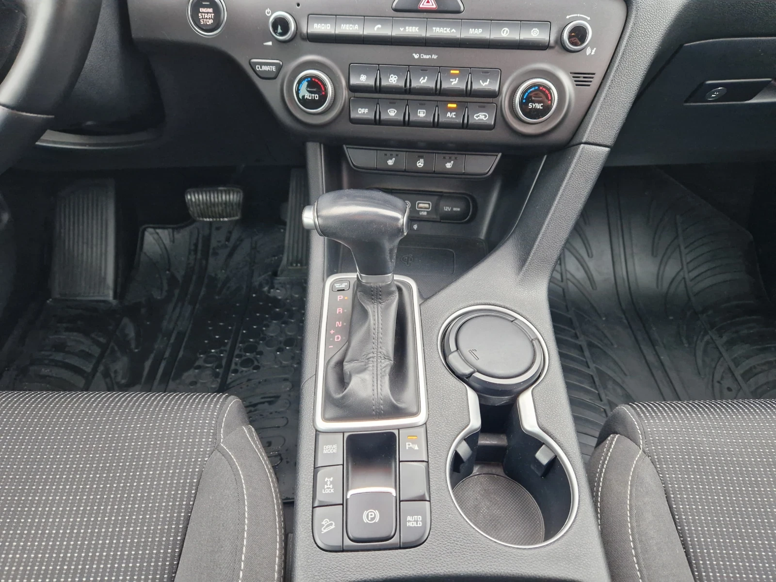 Kia Sportage 2.0crdi, 184, 17, 4x4, full,   | Mobile.bg   14