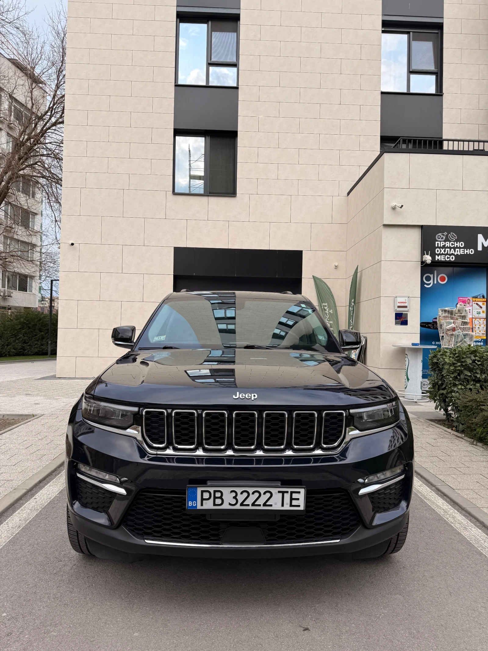 Jeep Grand cherokee LIMITED PLUG-IN HYBRID | БЕЗУПРЕЧНА | БЕЗ УДАРИ, снимка 3 - Автомобили и джипове - 53933527