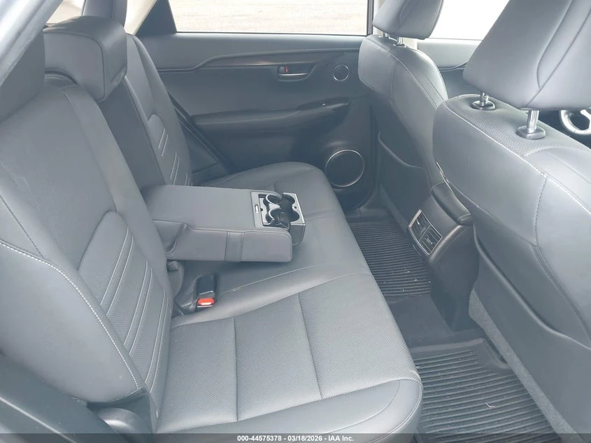 Lexus NX 300 2.0l, снимка 8 - Автомобили и джипове - 53958428