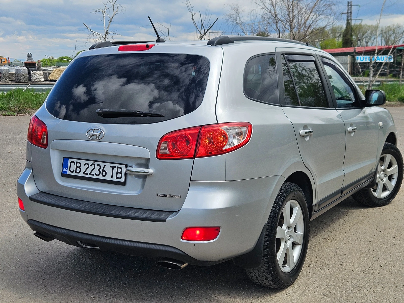 Hyundai Santa fe Автомат4х4 7 местна, снимка 5 - Автомобили и джипове - 54381463