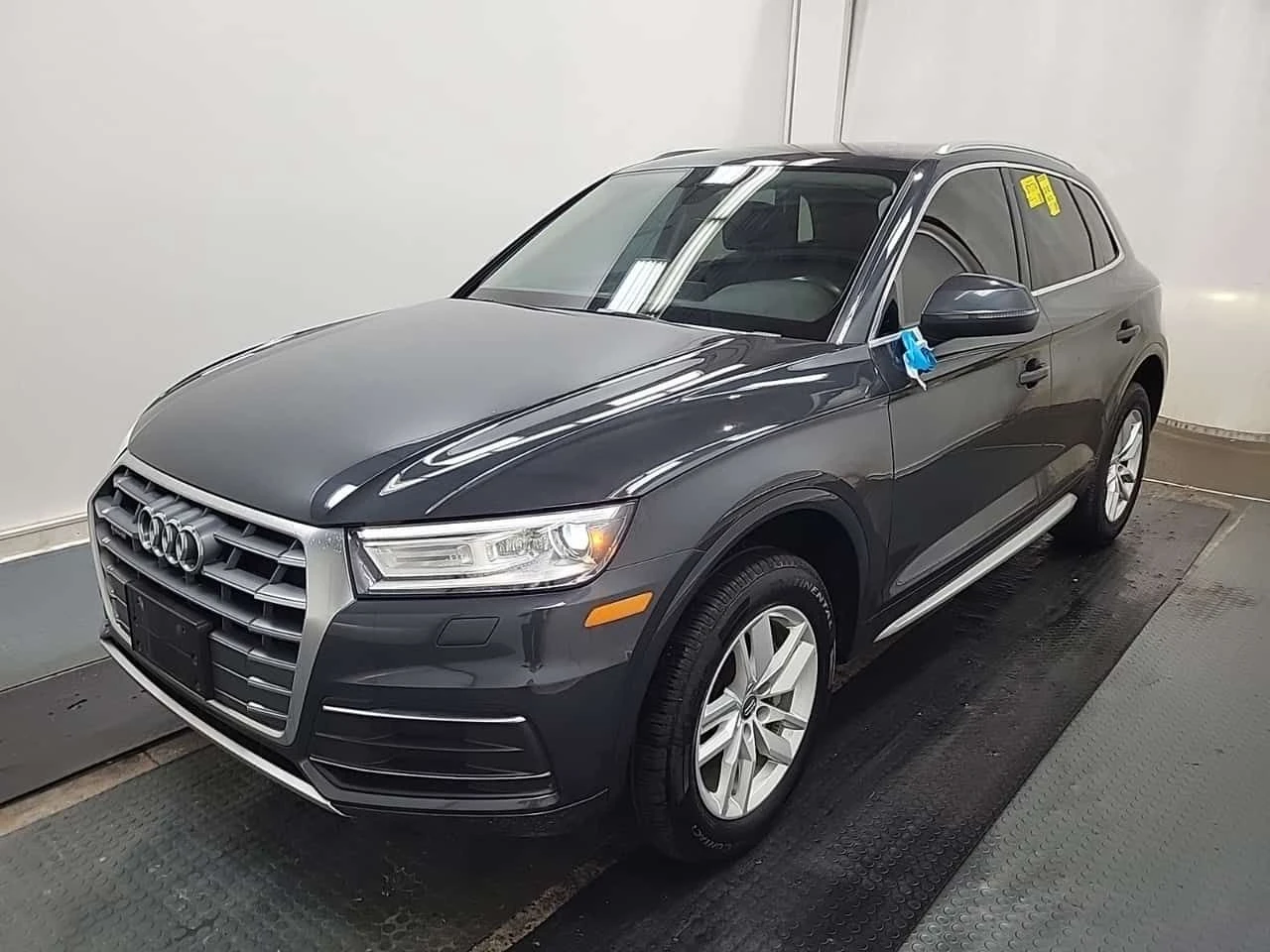 Audi Q5 KOMFORT| ПОДГРЕВИ| ДВА КЛЮЧА| KEYLESS| CARFAX