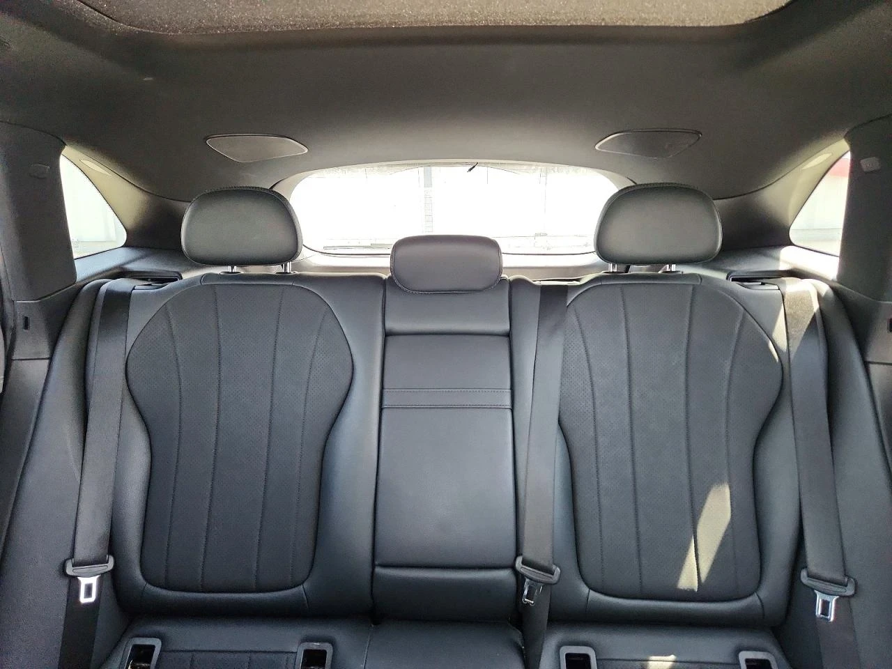 Mercedes-Benz EQE 350 4MATIC, снимка 11 - Автомобили и джипове - 54791349