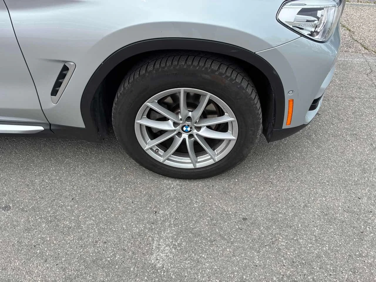 BMW X3 xDrive30i/КЛИП/ВТОРИ ЧИФТ ГУМИ И ДЖАНТИ, снимка 12 - Автомобили и джипове - 55040594