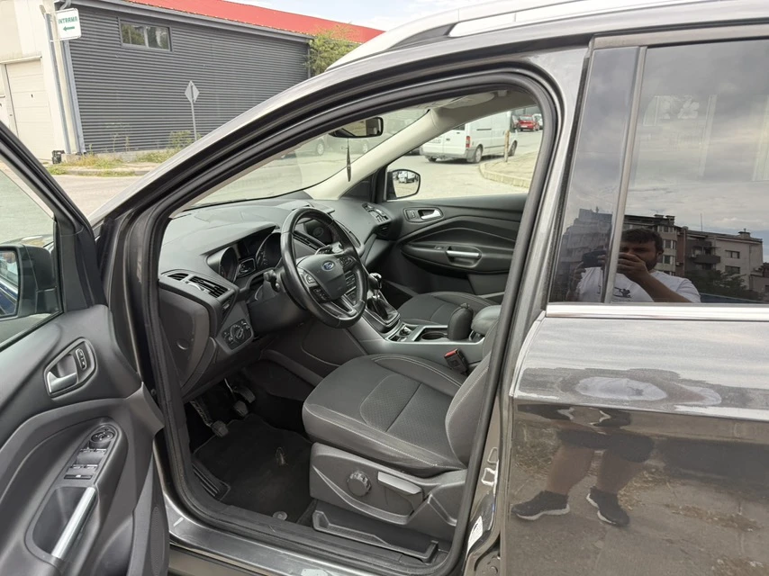 Ford Kuga BUSINESS 2WD 1.5 EcoBoost, снимка 9 - Автомобили и джипове - 56336549