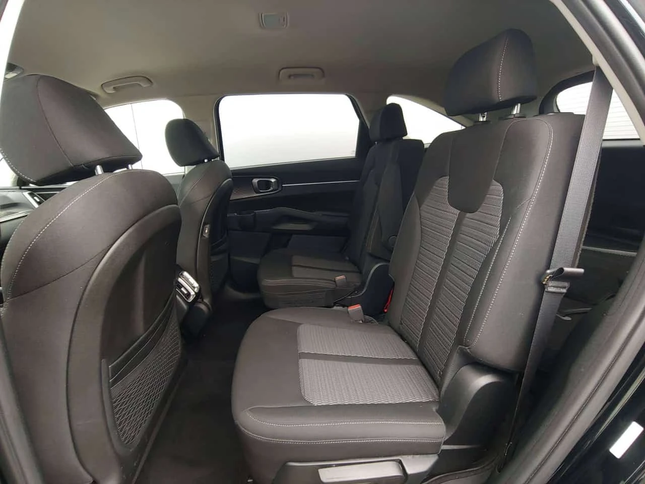 Kia Sorento * X Line 2.5L AWD | 6 SEAT | HTD SEATS | 55K KM *  | Mobile.bg � ����������� 13