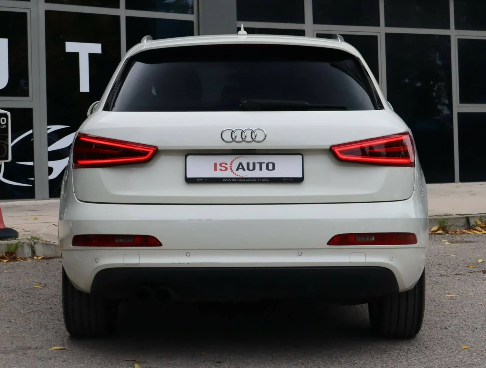 Audi Q3 2.0TDI/Quattro/Sline/Подгрев/PDC, снимка 5 - Автомобили и джипове - 56683911