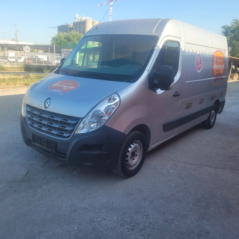 Renault Master, снимка 2 - Бусове и автобуси - 51600817