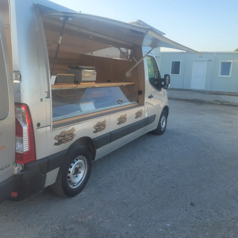 Renault Master, снимка 11 - Бусове и автобуси - 51600817