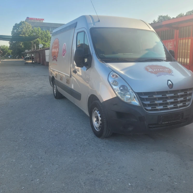 Renault Master, снимка 3 - Бусове и автобуси - 51600817