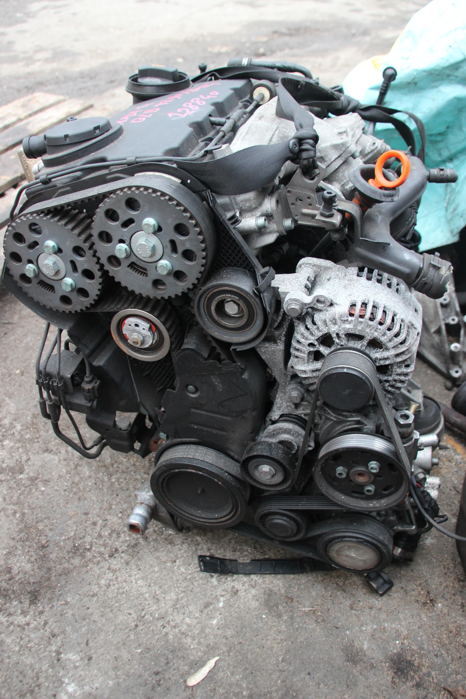    4  2.0 TDI BLB, 2009 . 16V   | Mobile.bg   5