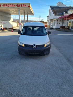 VW Caddy 1.6 TDI 2013г.  1