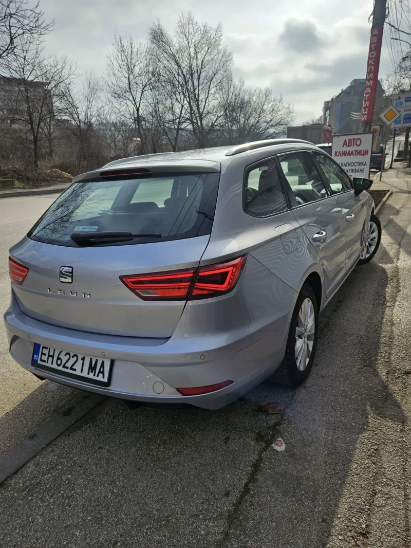 Seat Leon, снимка 4 - Автомобили и джипове - 48147956