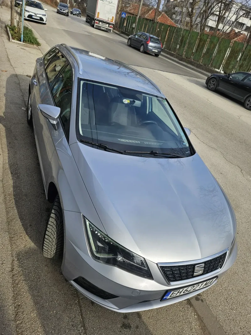 Seat Leon, снимка 11 - Автомобили и джипове - 48147956