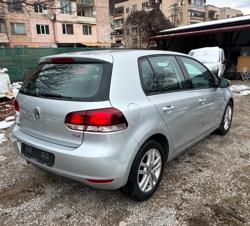 VW Golf 1.6tdi , снимка 3 - Автомобили и джипове - 48540414