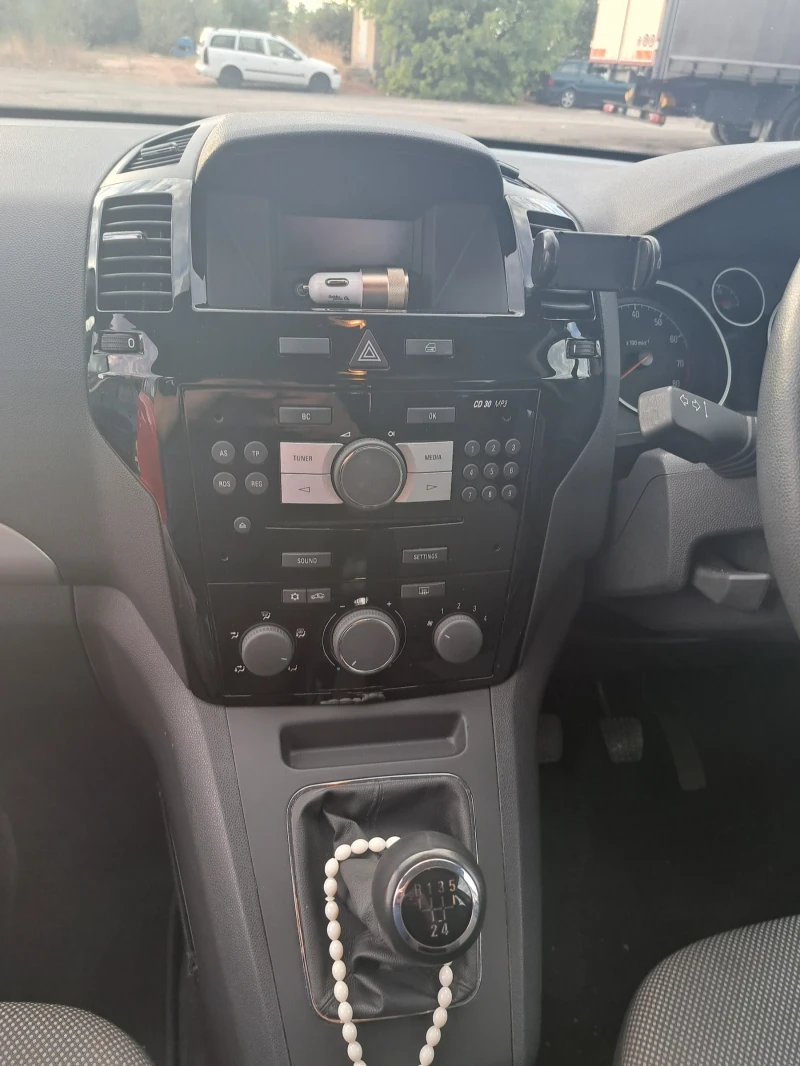 Opel Zafira Zafira 1, 8  benzin, снимка 5 - Автомобили и джипове - 52580361