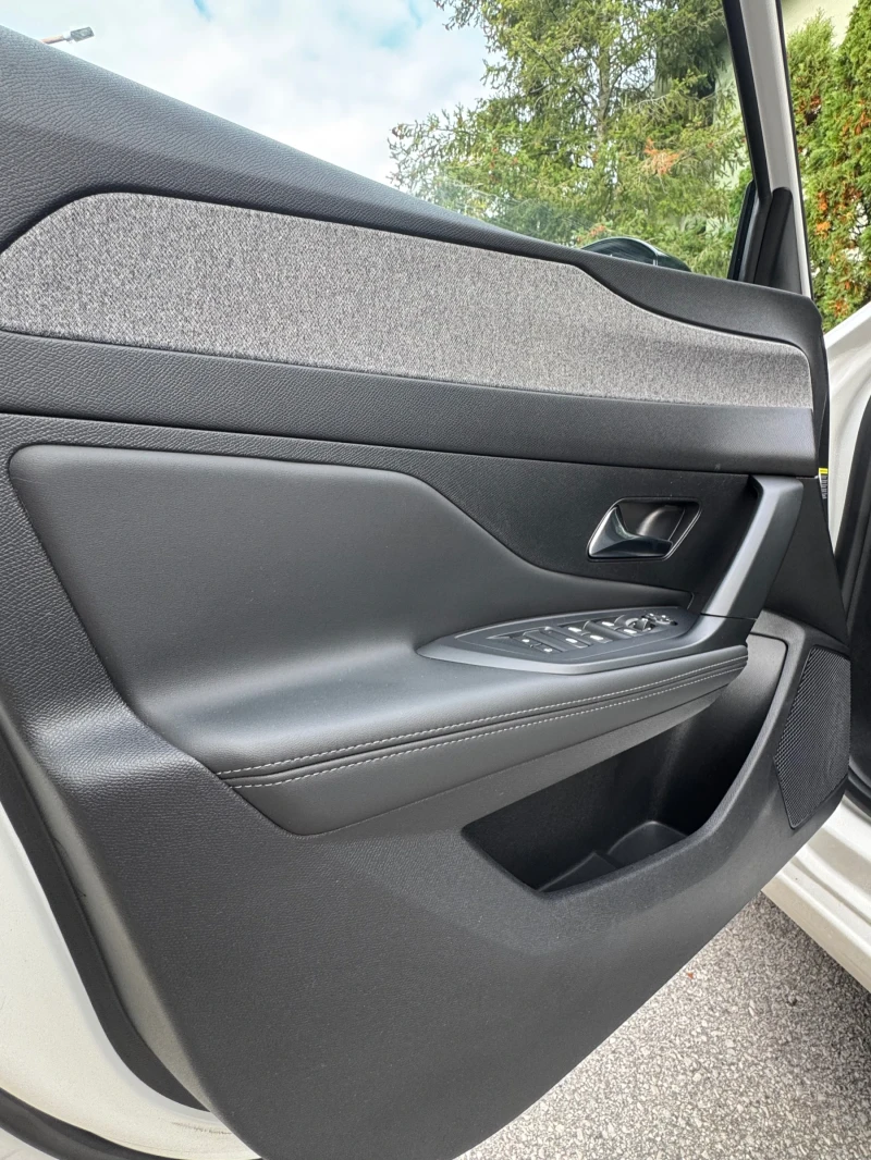 Peugeot 308 1.5blueHDI* ALLURE PACK* EAT8* FULL, снимка 12 - Автомобили и джипове - 52105383