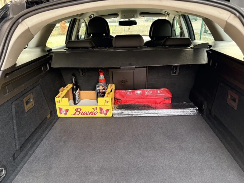 Opel Insignia 2.0, снимка 7 - Автомобили и джипове - 52527822