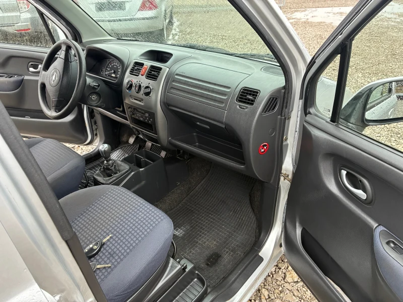 Opel Agila 1.3Dizel, снимка 9 - Автомобили и джипове - 53243201