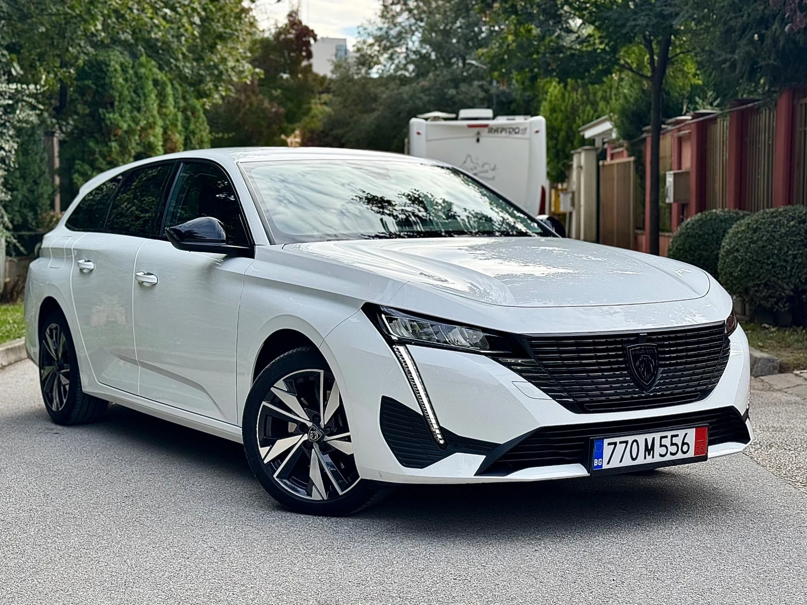 Peugeot 308 1.5blueHDI* ALLURE PACK* EAT8* FULL, снимка 1