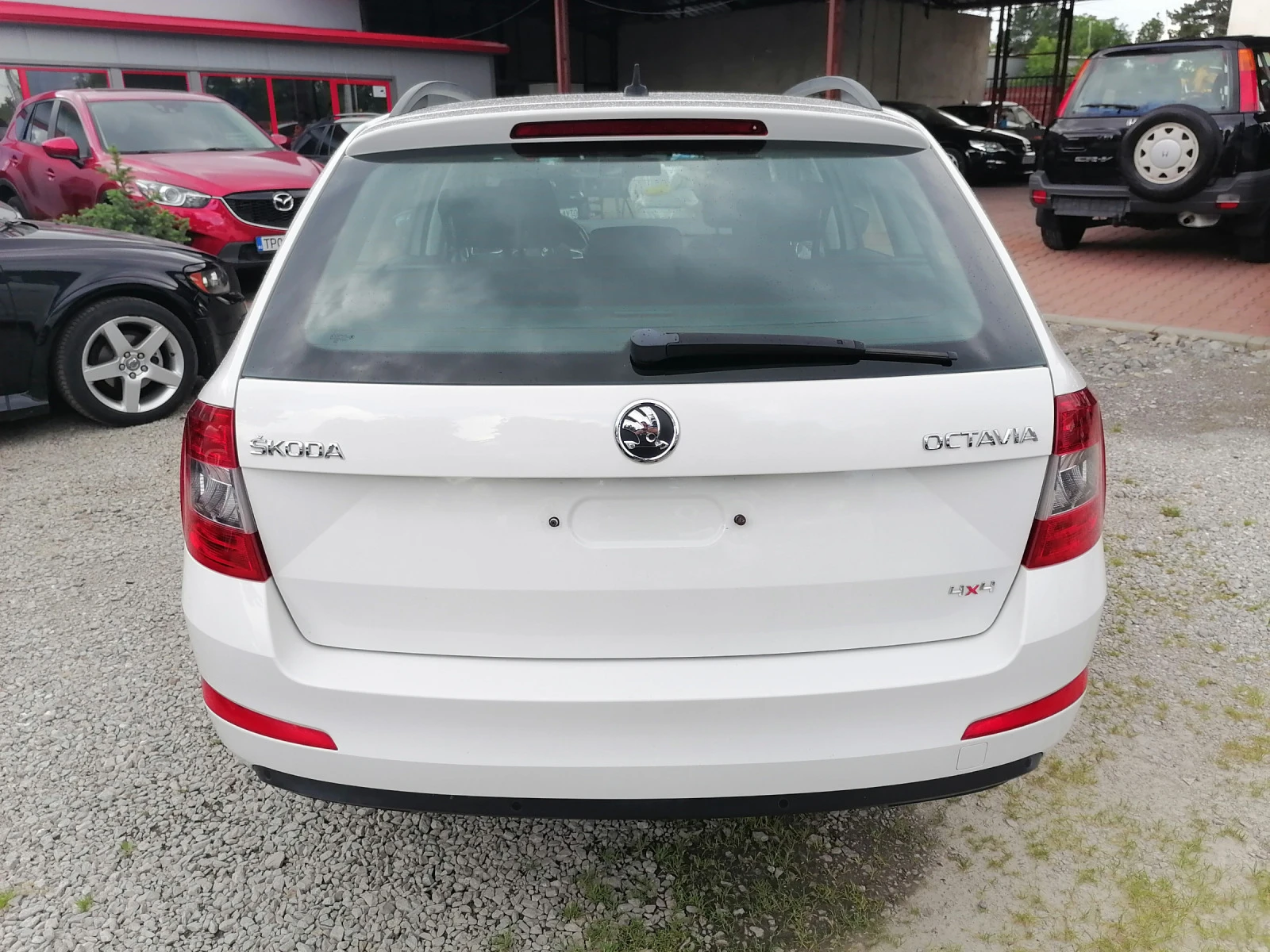 Skoda Octavia  АВТОМАТИК 1.8* 4x4* НАВИГАЦИЯ* ШВЕЙЦАРИЯ*  - изображение 6