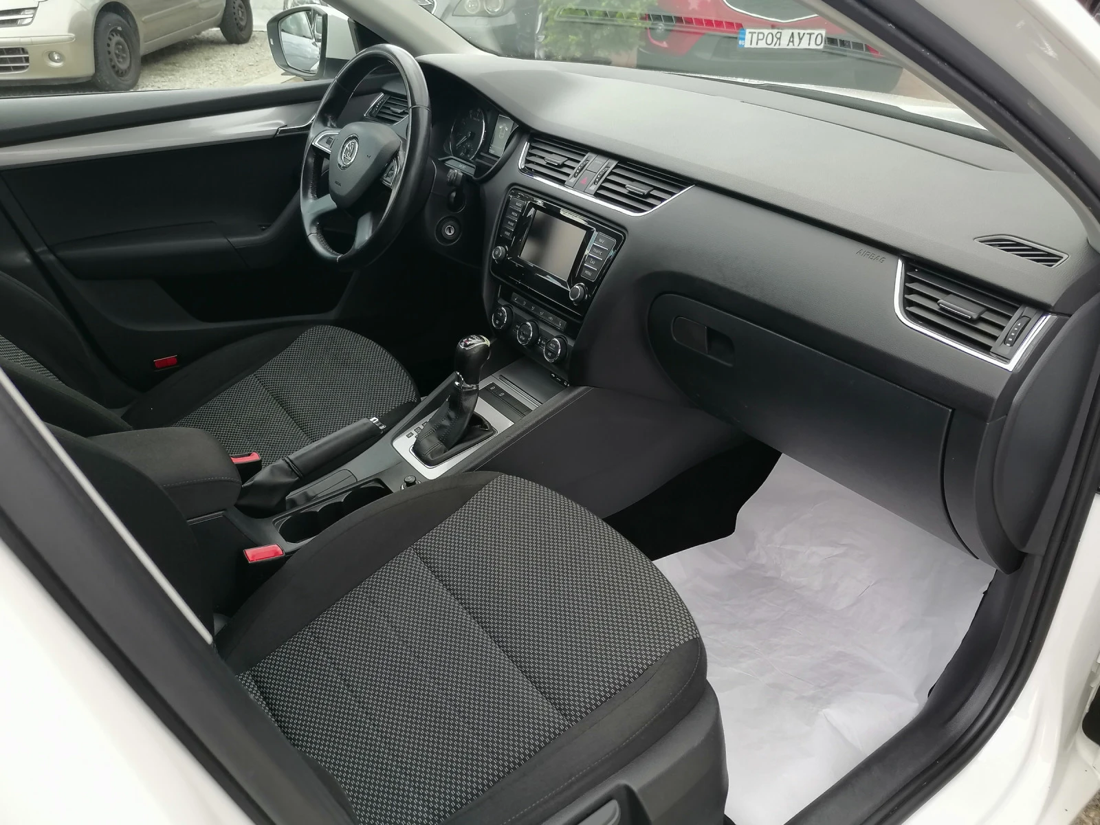 Skoda Octavia   1.8* 4x4* * *  | Mobile.bg   17