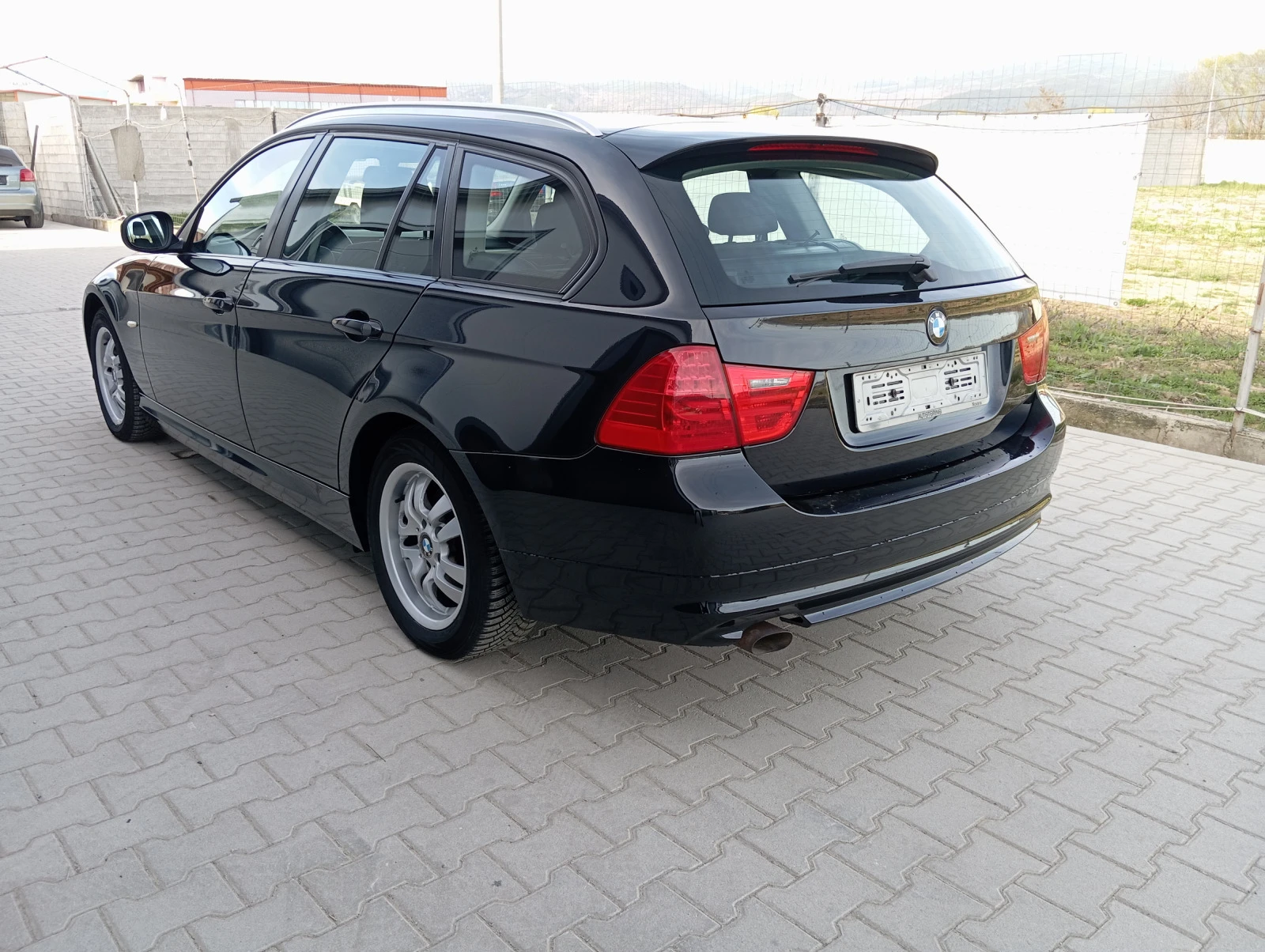 BMW 316 2.0d Лизинг  - изображение 4