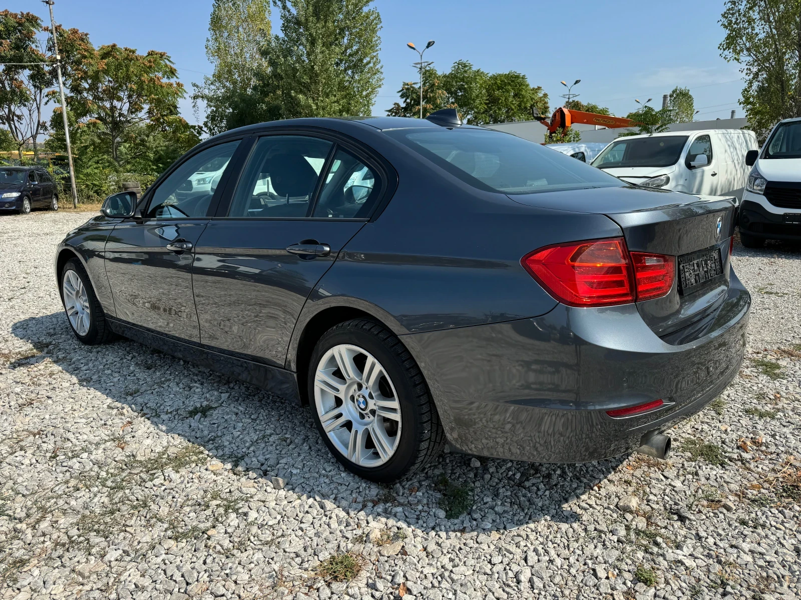 BMW 320 2.0i 184кс. - изображение 7