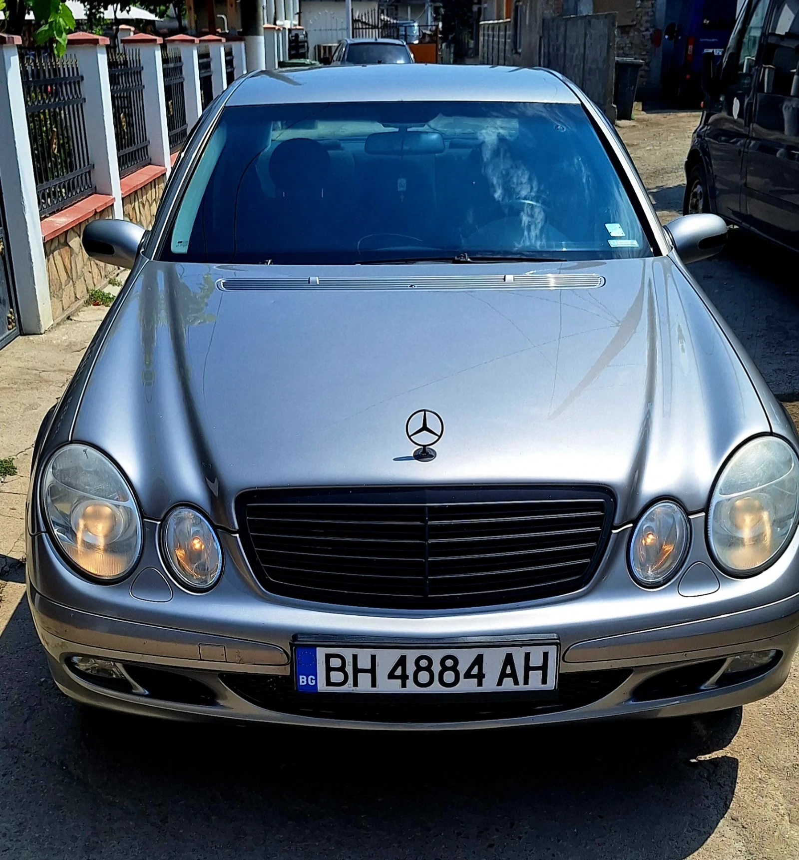 Mercedes-Benz E 200  - изображение 4