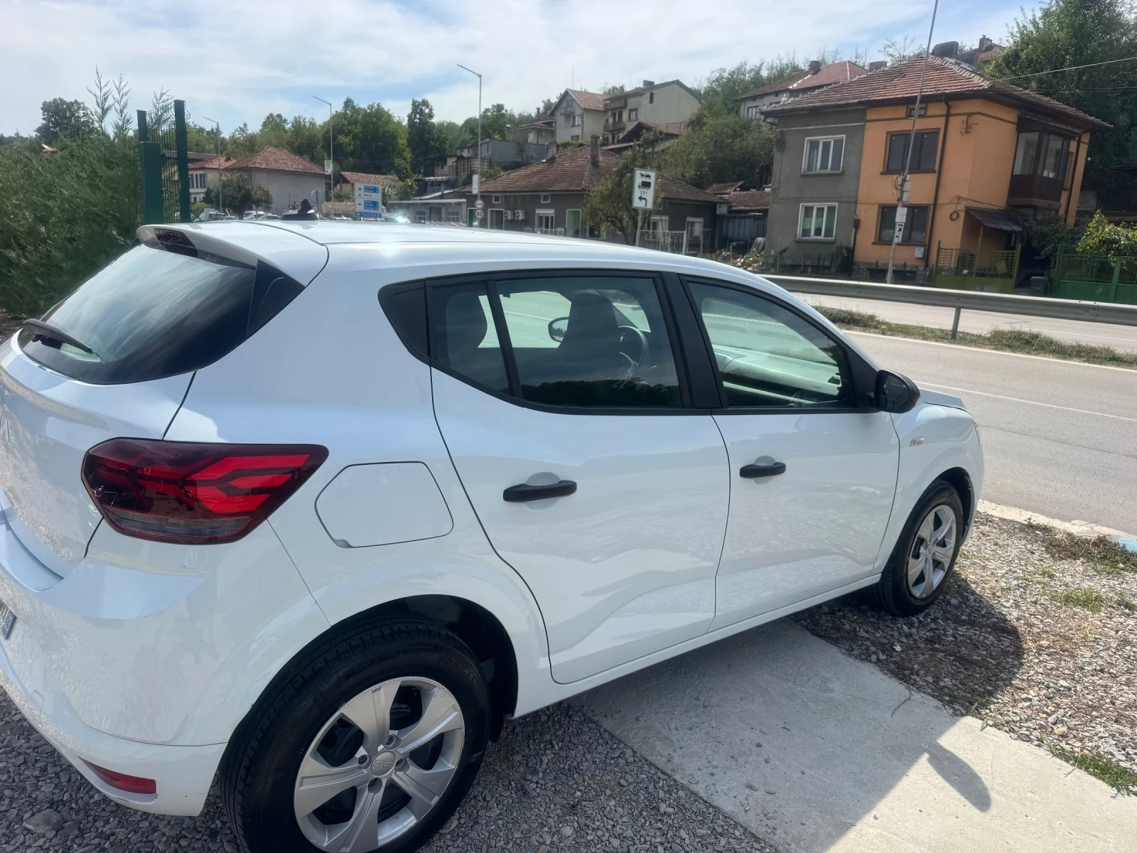 Dacia Sandero 1.0Tce.Turbo .GAZ - изображение 4