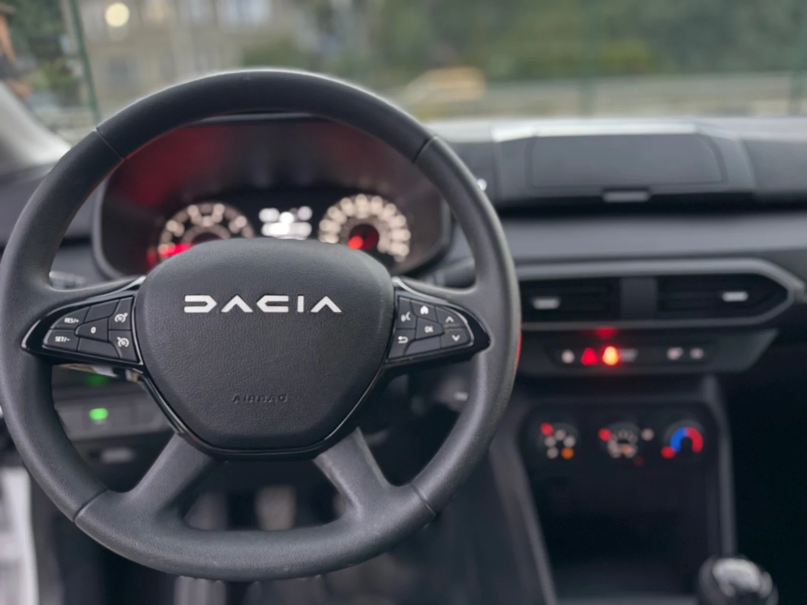 Dacia Sandero 1.0Tce.102kc ТURBO.GAZ.EURO6 - изображение 9