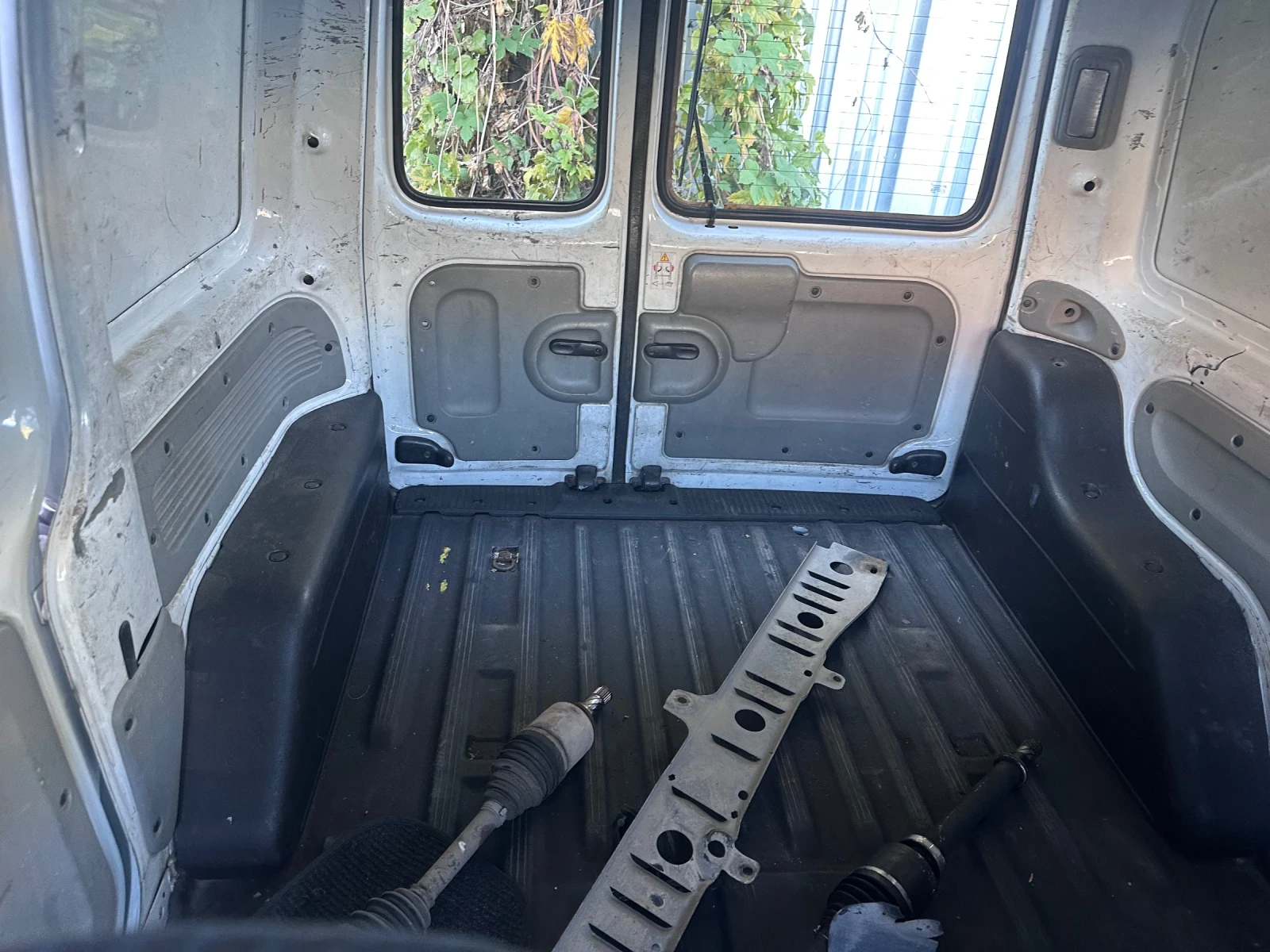 Renault Kangoo 1.5DCI Климатик На части - изображение 3