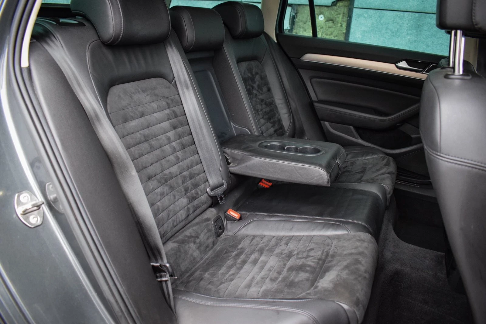 VW Passat 2.0 TDI 150 6-DSG 2016 | Mobile.bg � ����������� 12