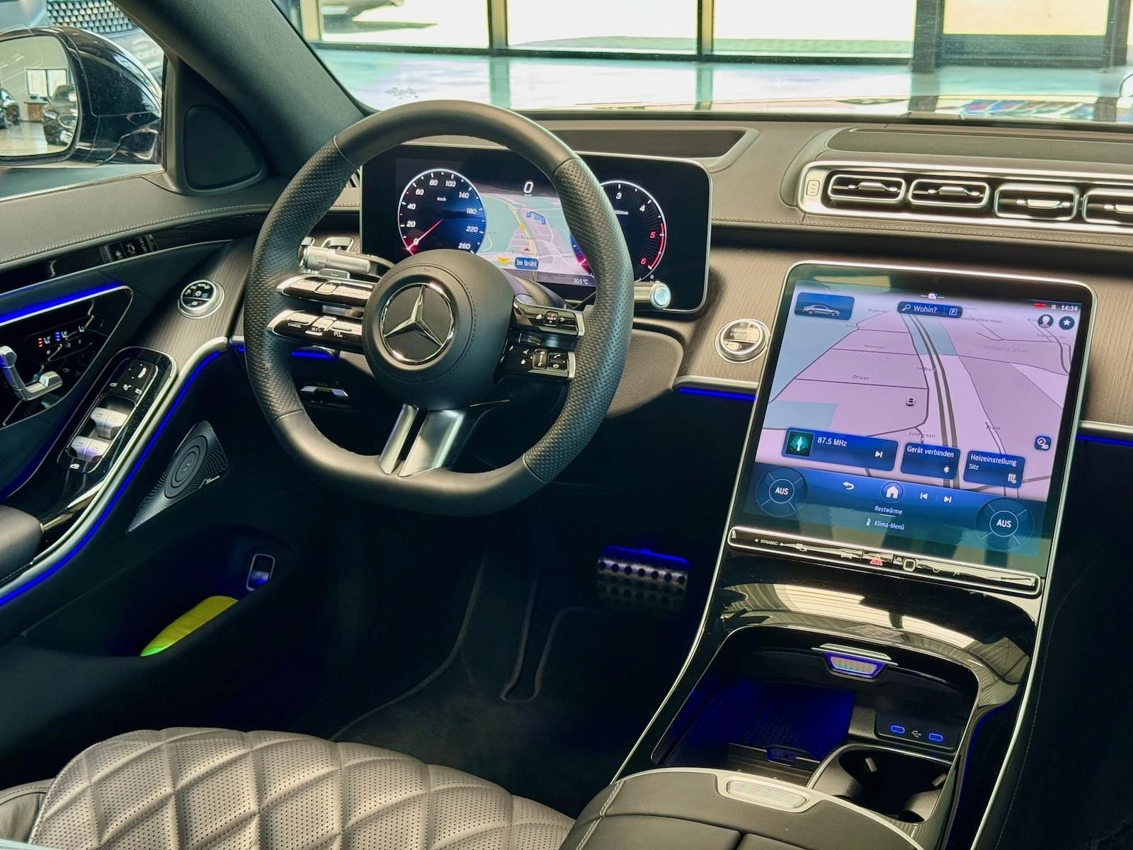 Mercedes-Benz S 450 d/AMG/4MATIC/LONG/EXCLUSIV/BURM/HEAD UP/PANO/360/ - изображение 9