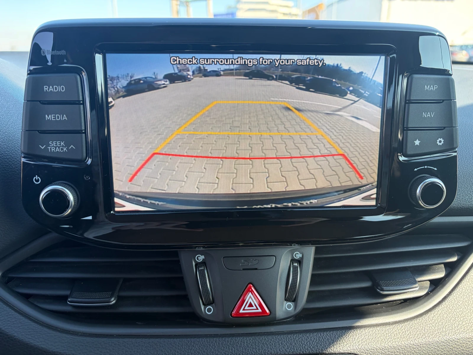 Hyundai I30 1.6CRDI AT7, пълна сервизна история, снимка 13 - Автомобили и джипове - 53647076