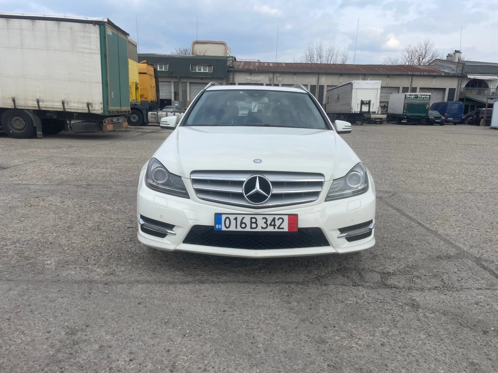 Mercedes-Benz C 220 2.2 CDI 170кс AVANTGARDE AMG, снимка 9 - Автомобили и джипове - 53894743