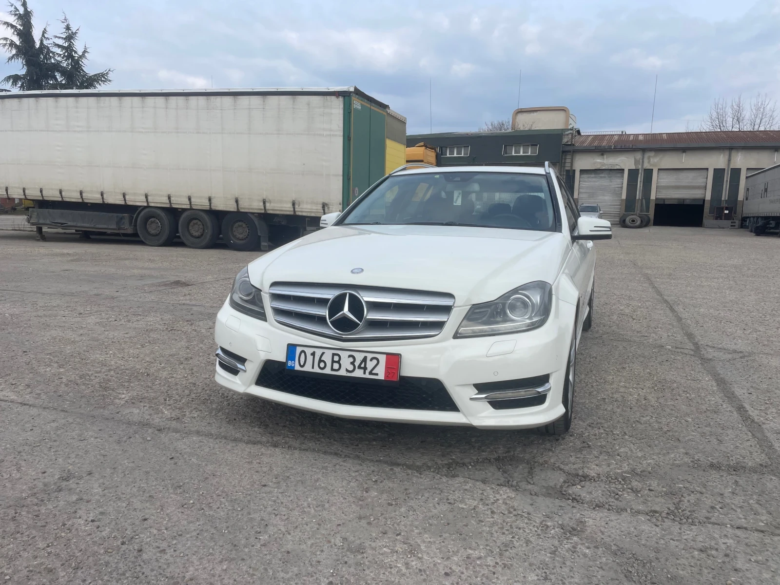 Mercedes-Benz C 220 2.2 CDI 170кс AVANTGARDE AMG