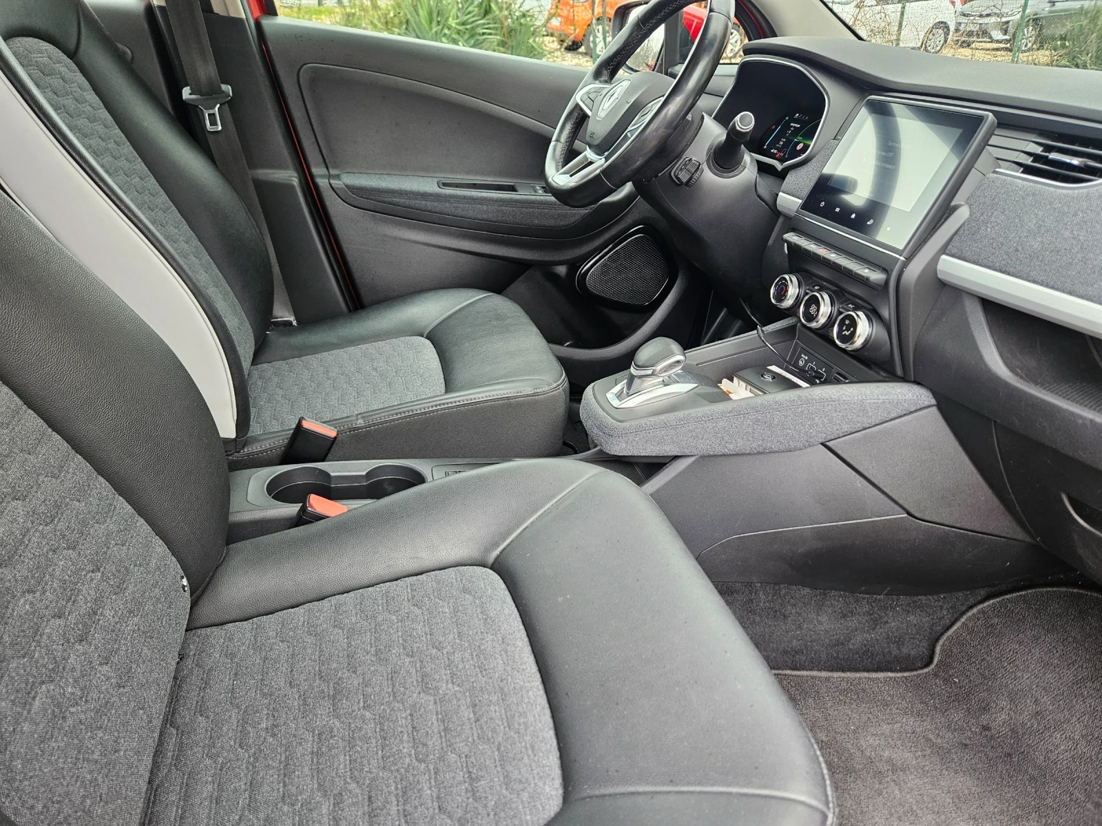 Renault Zoe R110 Experience, снимка 12 - Автомобили и джипове - 53925295