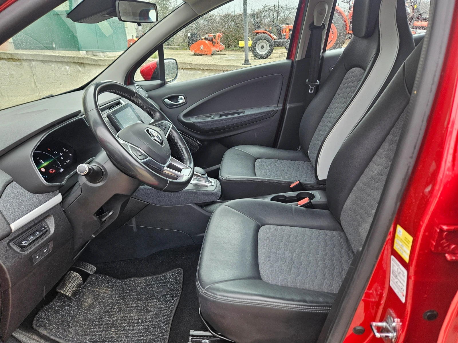 Renault Zoe R110 Experience, снимка 11 - Автомобили и джипове - 53925295