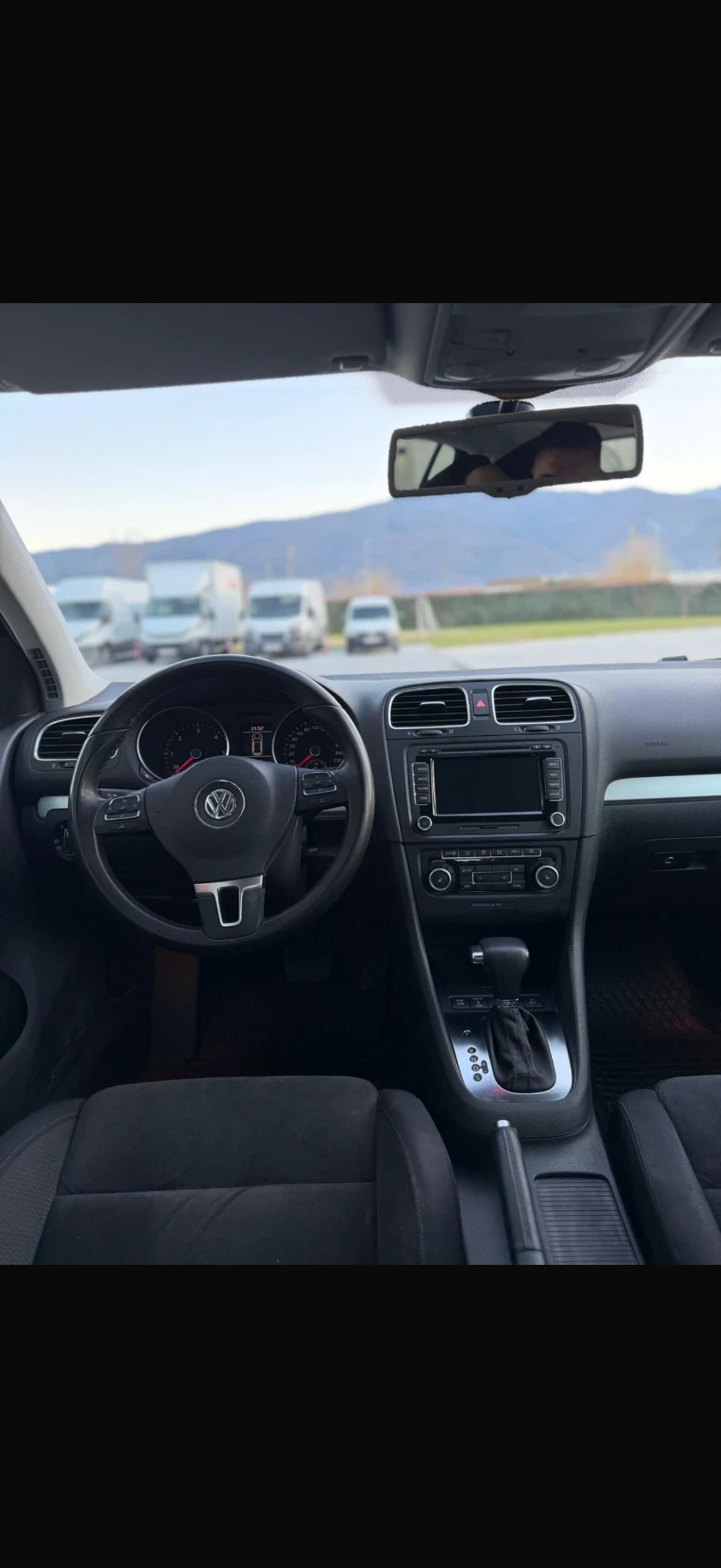 VW Golf 2.0 TDI Automat, снимка 10 - Автомобили и джипове - 54000770