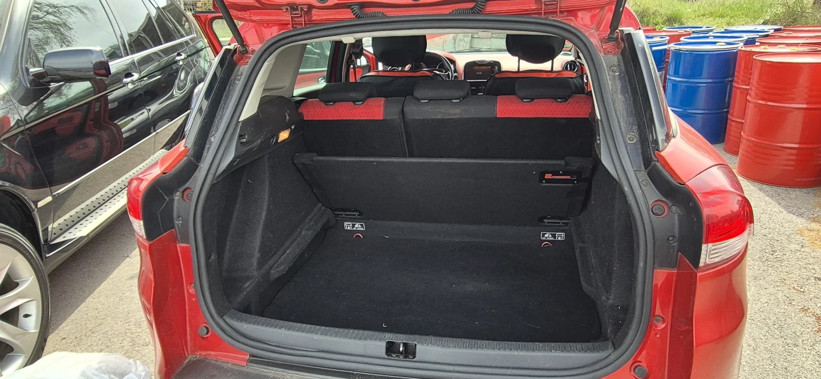 Renault Clio Tce, снимка 5 - Автомобили и джипове - 54230540