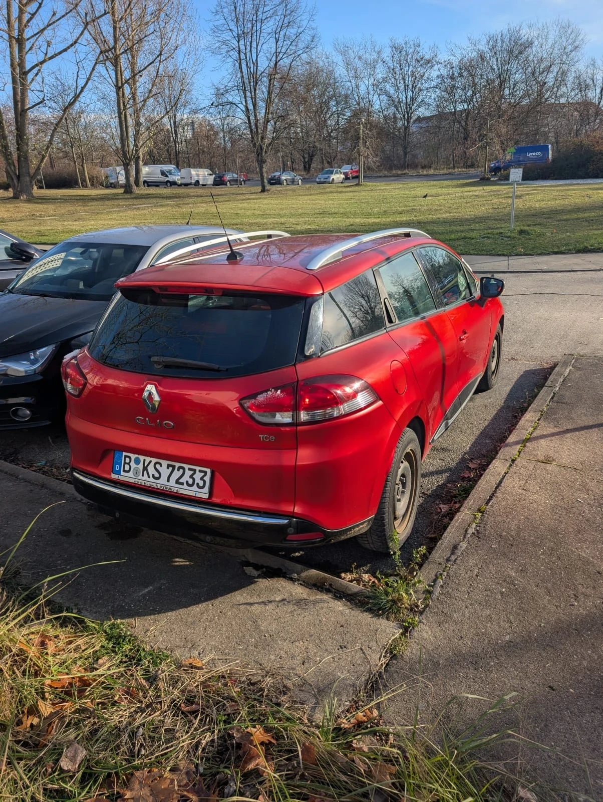 Renault Clio Tce, снимка 8 - Автомобили и джипове - 54230540