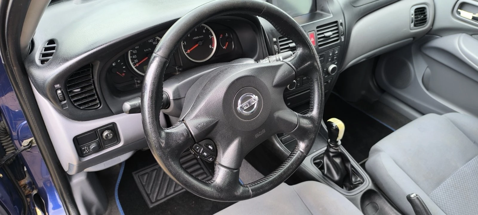 Nissan Almera, снимка 8 - Автомобили и джипове - 54440187