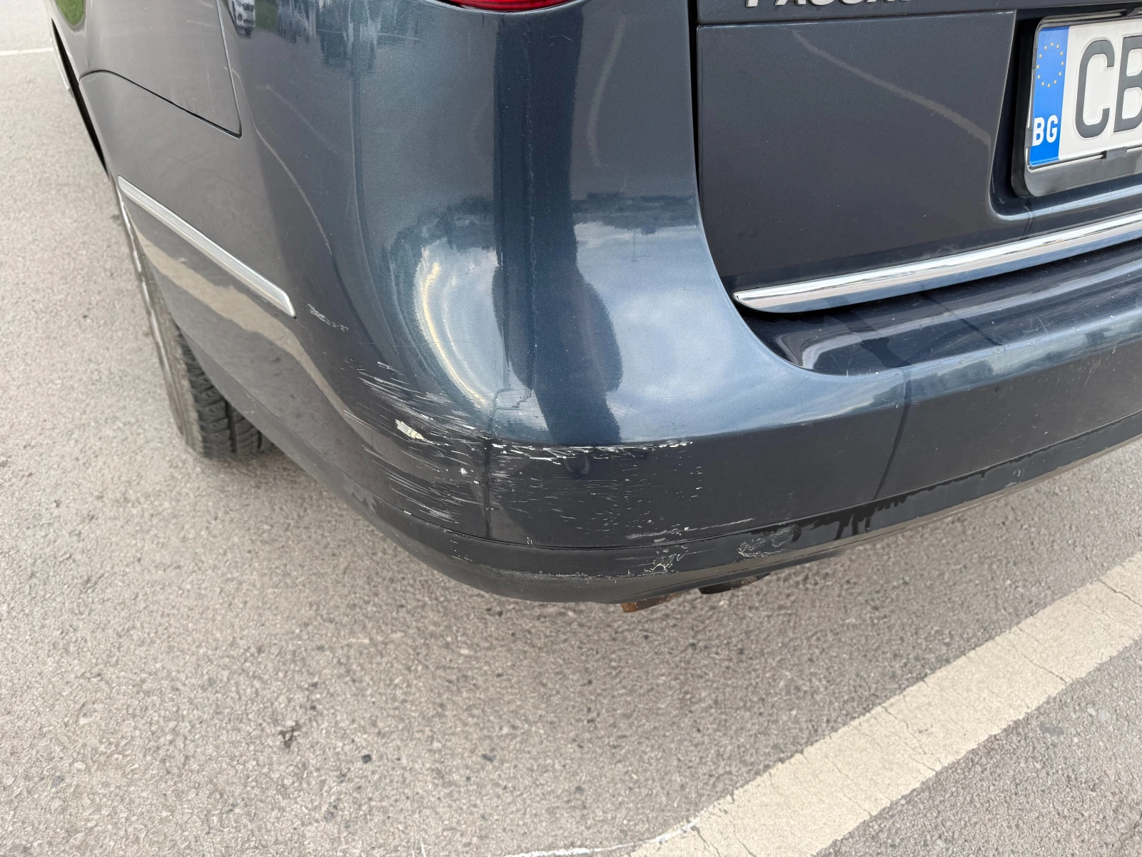 VW Passat B6 2.0 TDI Highline DSG, снимка 8 - Автомобили и джипове - 54509091