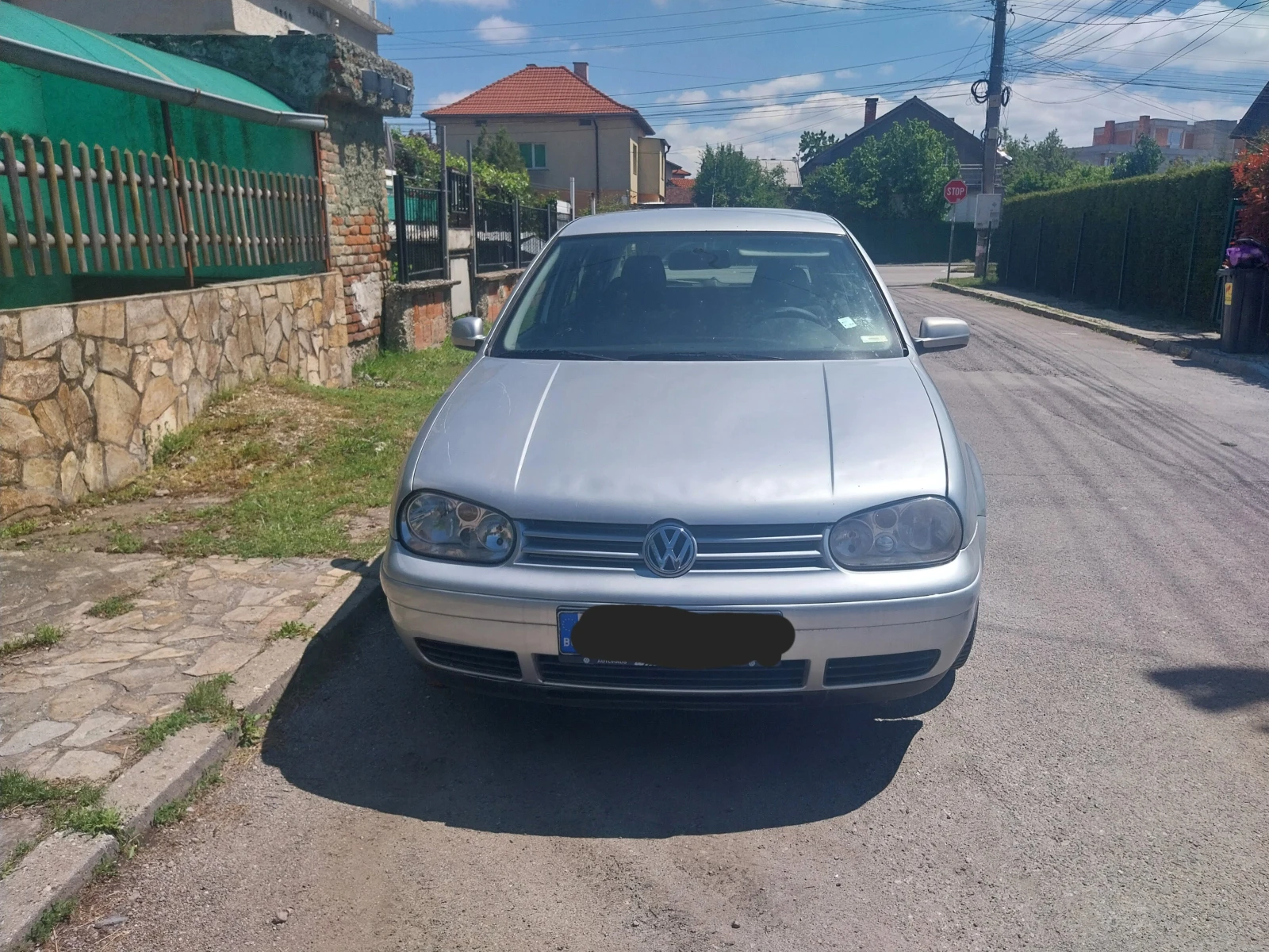 VW Golf 1.6клима  гаражен , снимка 3 - Автомобили и джипове - 54800641
