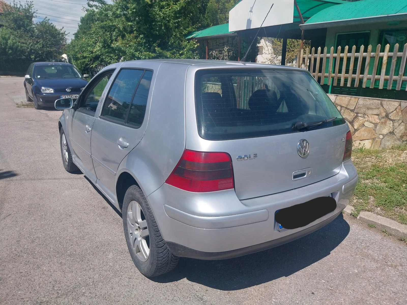 VW Golf 1.6клима  гаражен , снимка 5 - Автомобили и джипове - 54800641