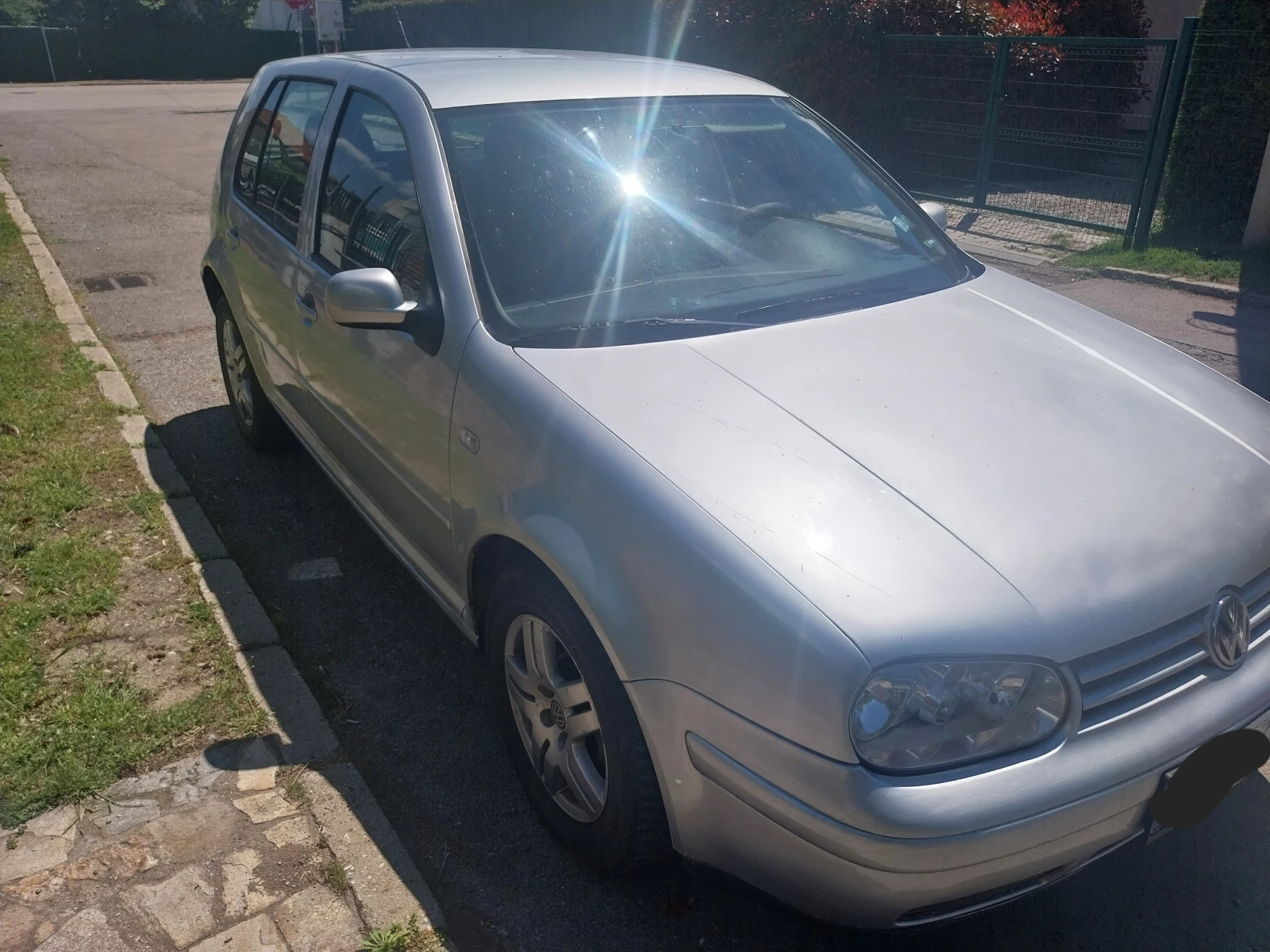 VW Golf 1.6клима  гаражен 