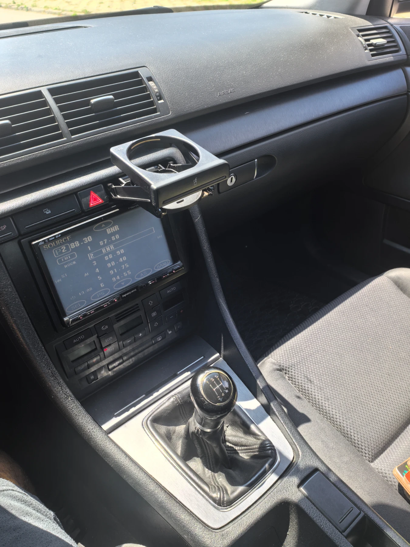 Audi A4 1.9tdi, снимка 3 - Автомобили и джипове - 54800688