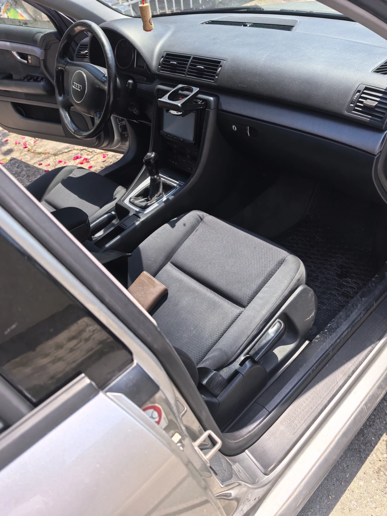 Audi A4 1.9tdi, снимка 8 - Автомобили и джипове - 54800688